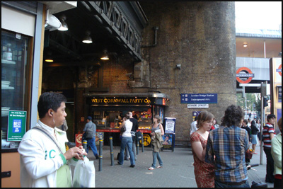 london bridge station outside
