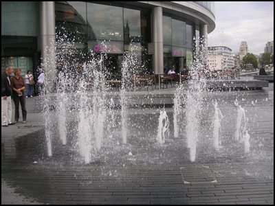 fountain london